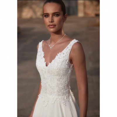 Nouvelle collection ! Robe de mariée Camélia T 36 à 50, ivoire , Bianco Evento. Mousseline et broderie