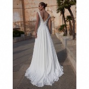 Nouvelle collection ! Robe de mariée Camélia T 36 à 50, ivoire , Bianco Evento. Mousseline et broderie